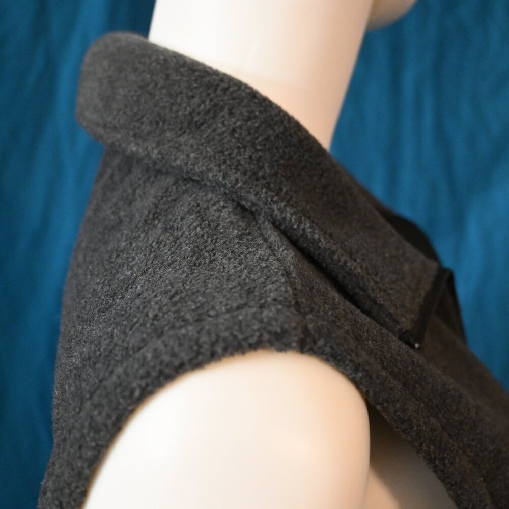Columbia Large Vest - Picture 7 of 10